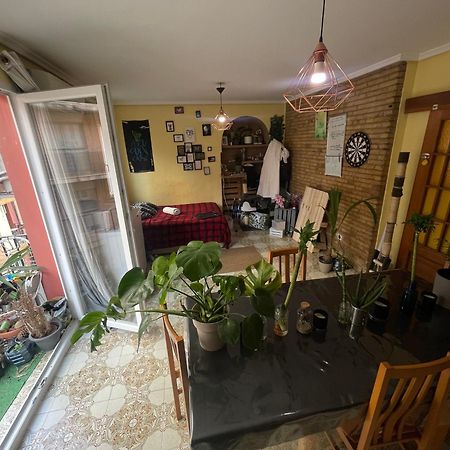 Gemuetliches Zimmer "Gold" Fuer 2 Personen Und Katzenliebhaber Valencia Eksteriør billede