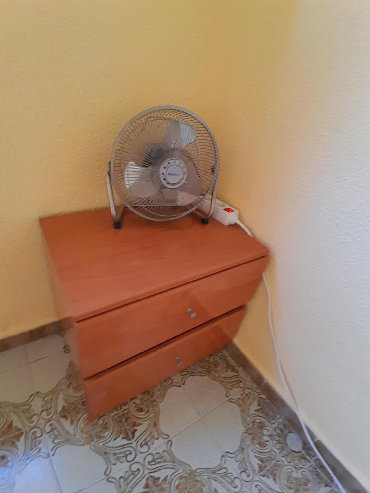 Gemuetliches Zimmer "Gold" Fuer 2 Personen Und Katzenliebhaber Valencia Eksteriør billede